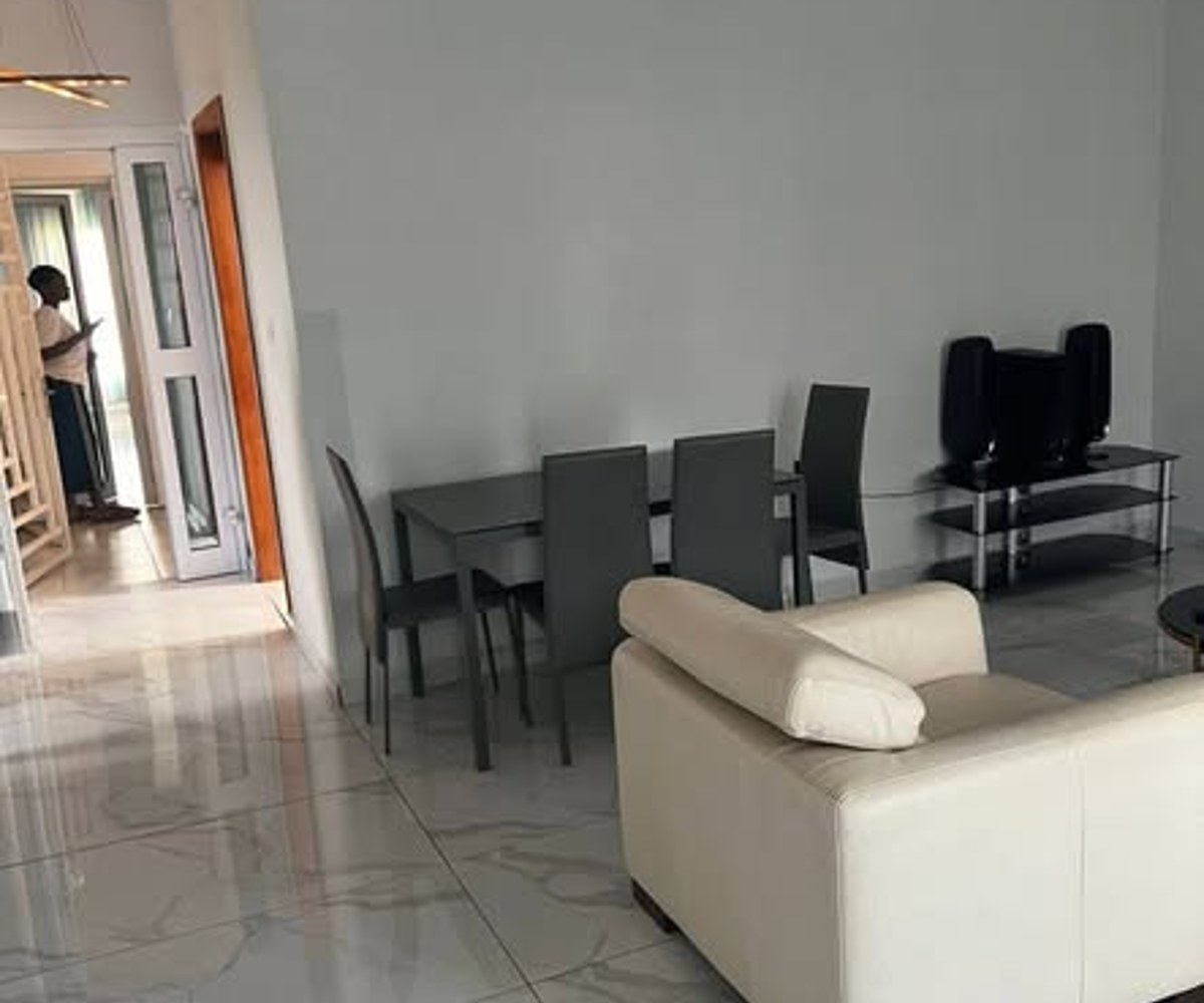 Appartement à louer - Nkolbong, Douala