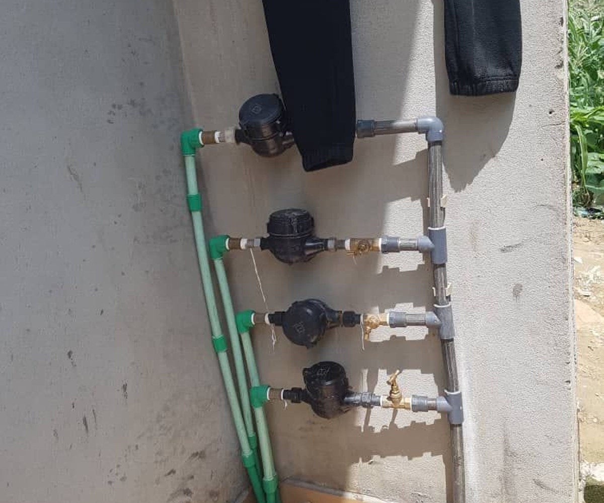 Chambre moderne à louer - PK 15 Douala