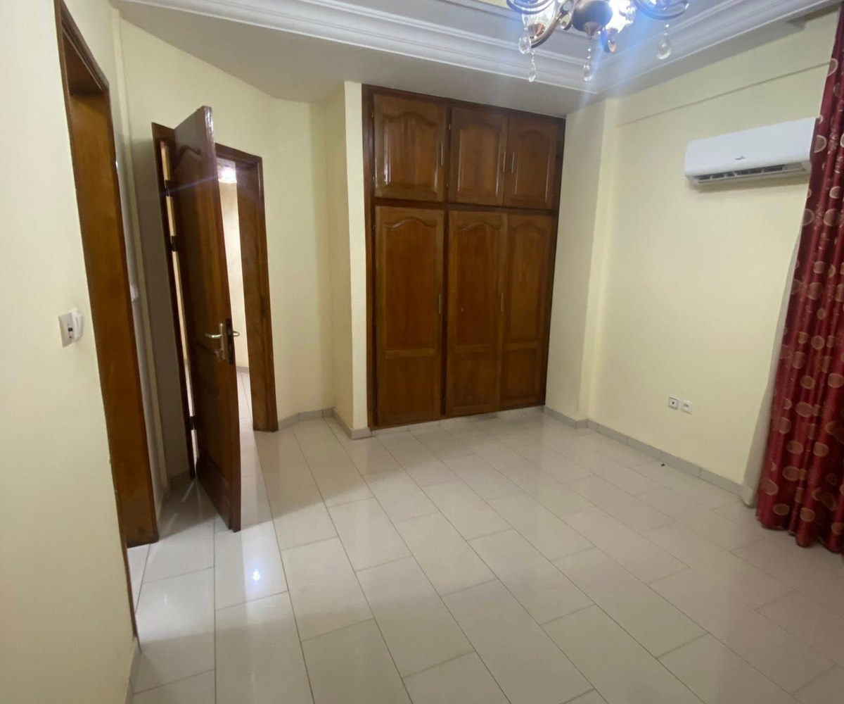 Appartement moderne à Bastos - 2 chambres