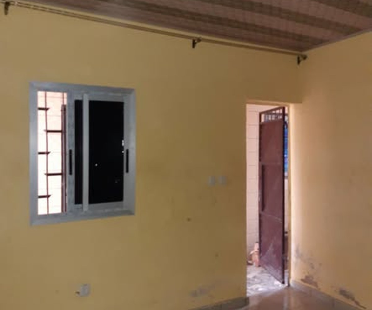 Studio moderne bien grand à Ndogpassi