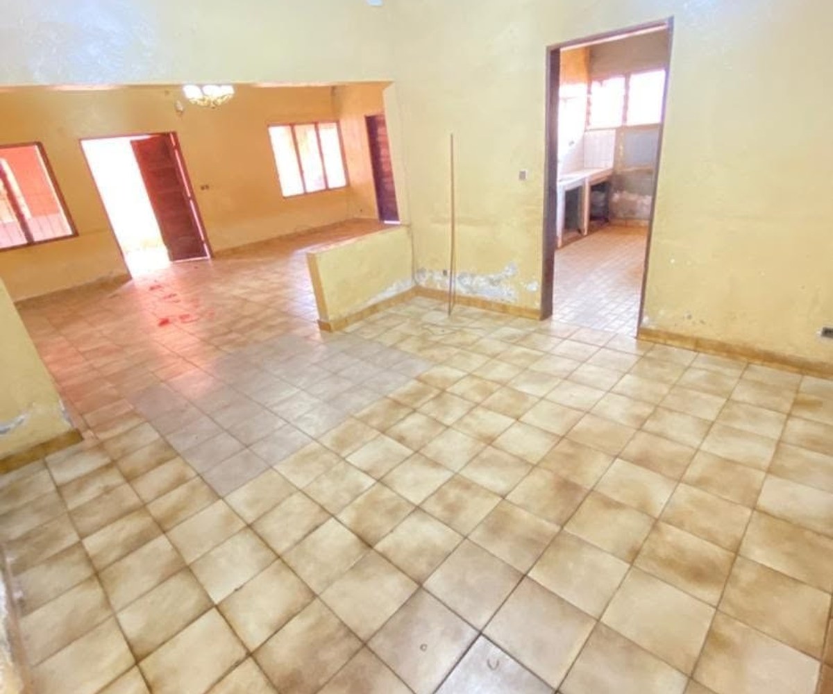 Villa à louer à Etoug-Ebe