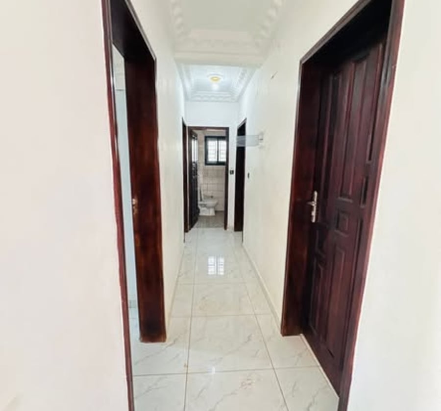 Appartement moderne à louer – Ahala Barrière
