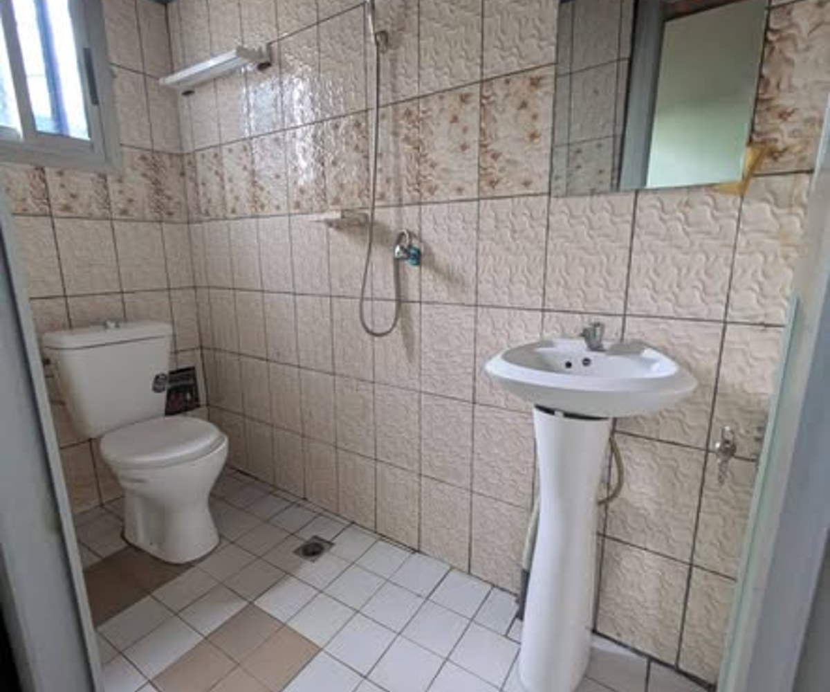 Chambre moderne à louer à Nkolnda – 30 000 FCFA/mois