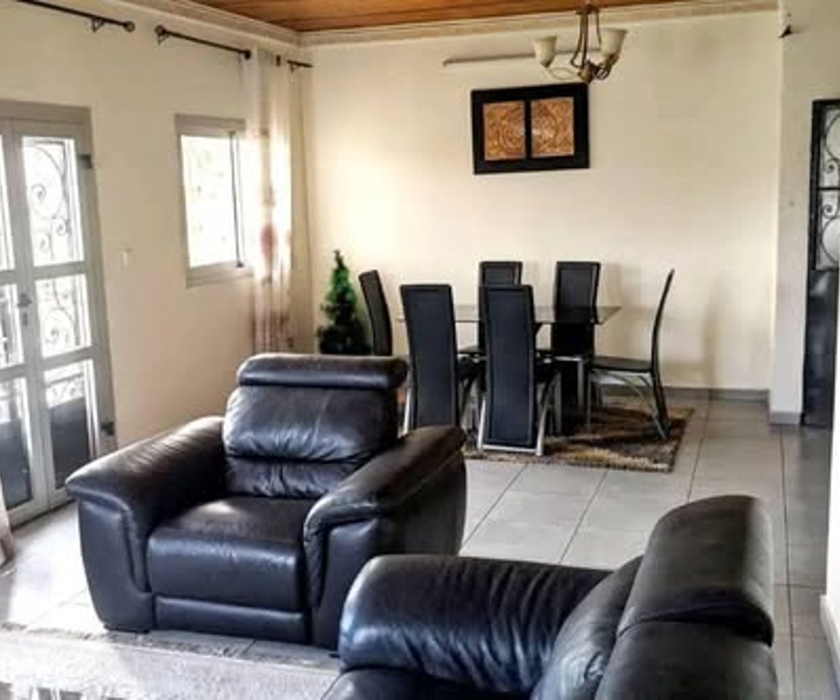 Studio meublé à Makepe Rhône-Poulenc Tradex