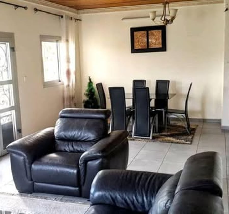 Studio meublé à Makepe Rhône-Poulenc Tradex