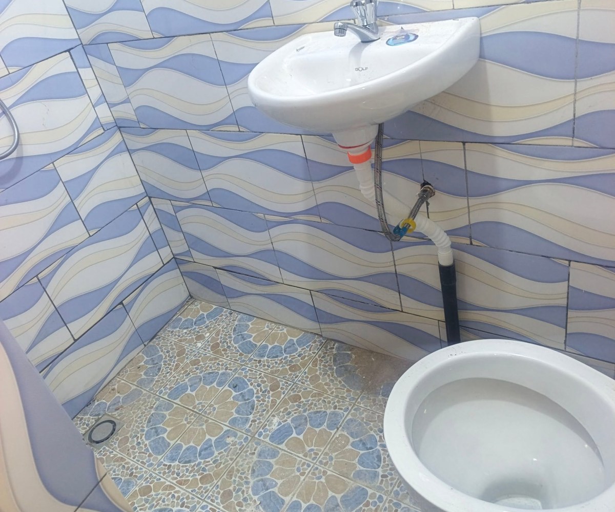 Appartement 3 chambres à Ndogbon - 150 000 XAF/mois