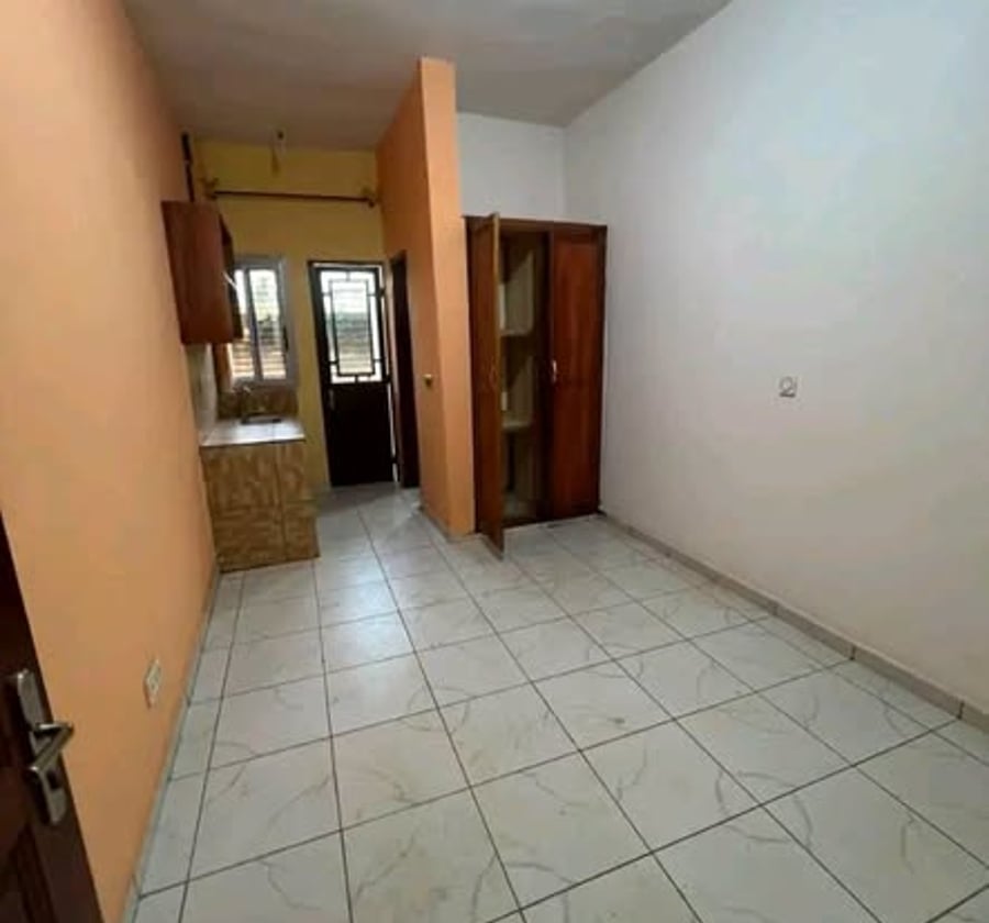 Chambre VIP à Tsinga Village