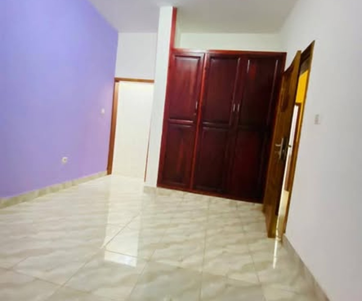 Appartement moderne à louer à Obobogo