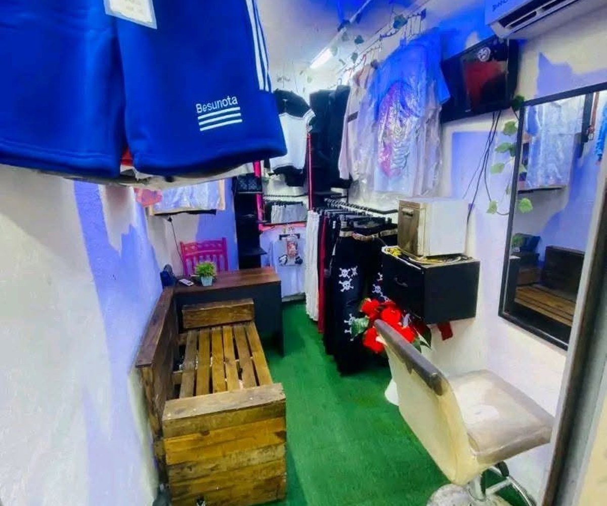 Boutique à louer à Makepe