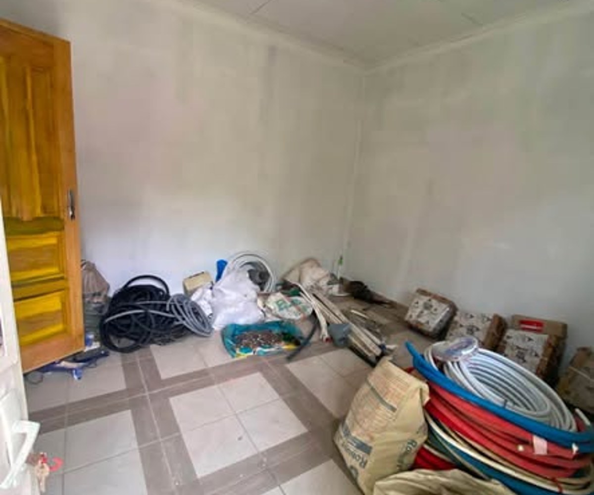 Chambre moderne 3 pièces à louer à Nkolbong