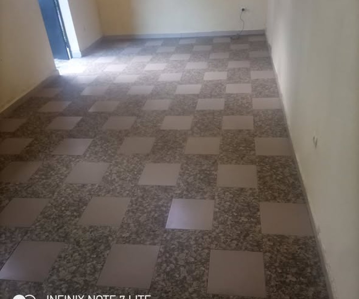 Chambre moderne à louer à Odza Borne 10