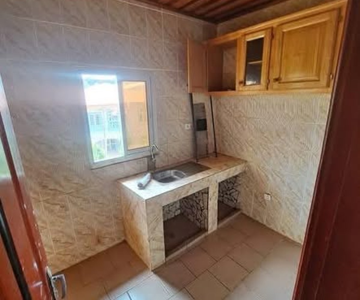 Appartement moderne à Odza borne 10