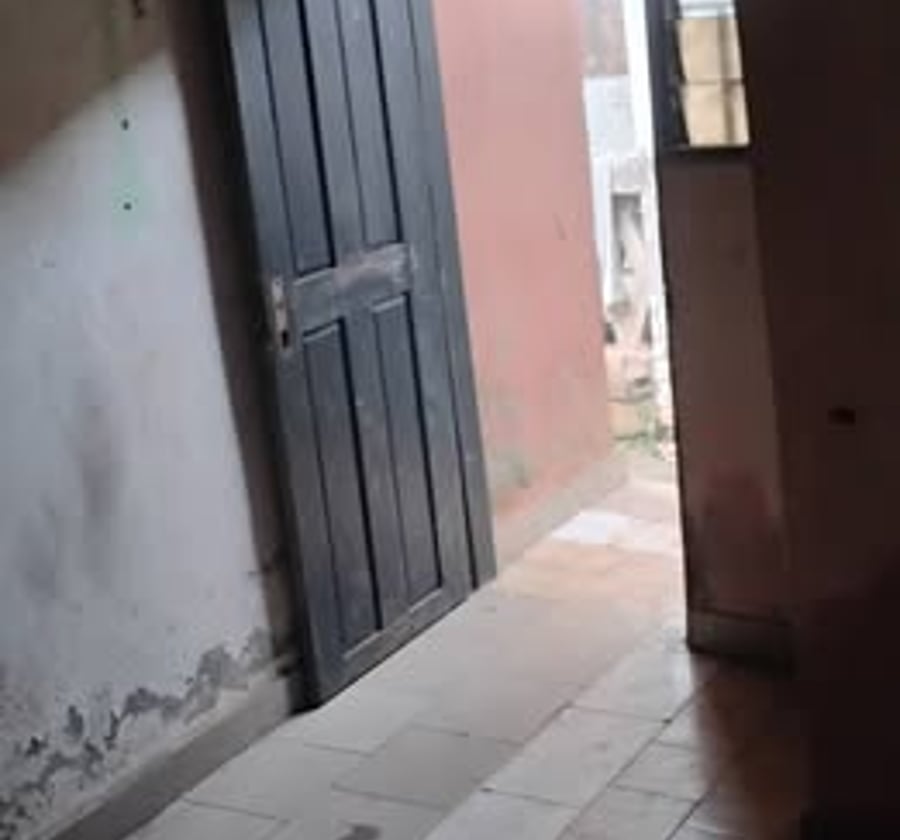 Chambre moderne - Ngousso Mapokam