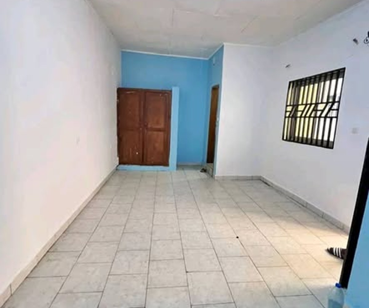 Chambre moderne à louer - Yaoundé Simbock