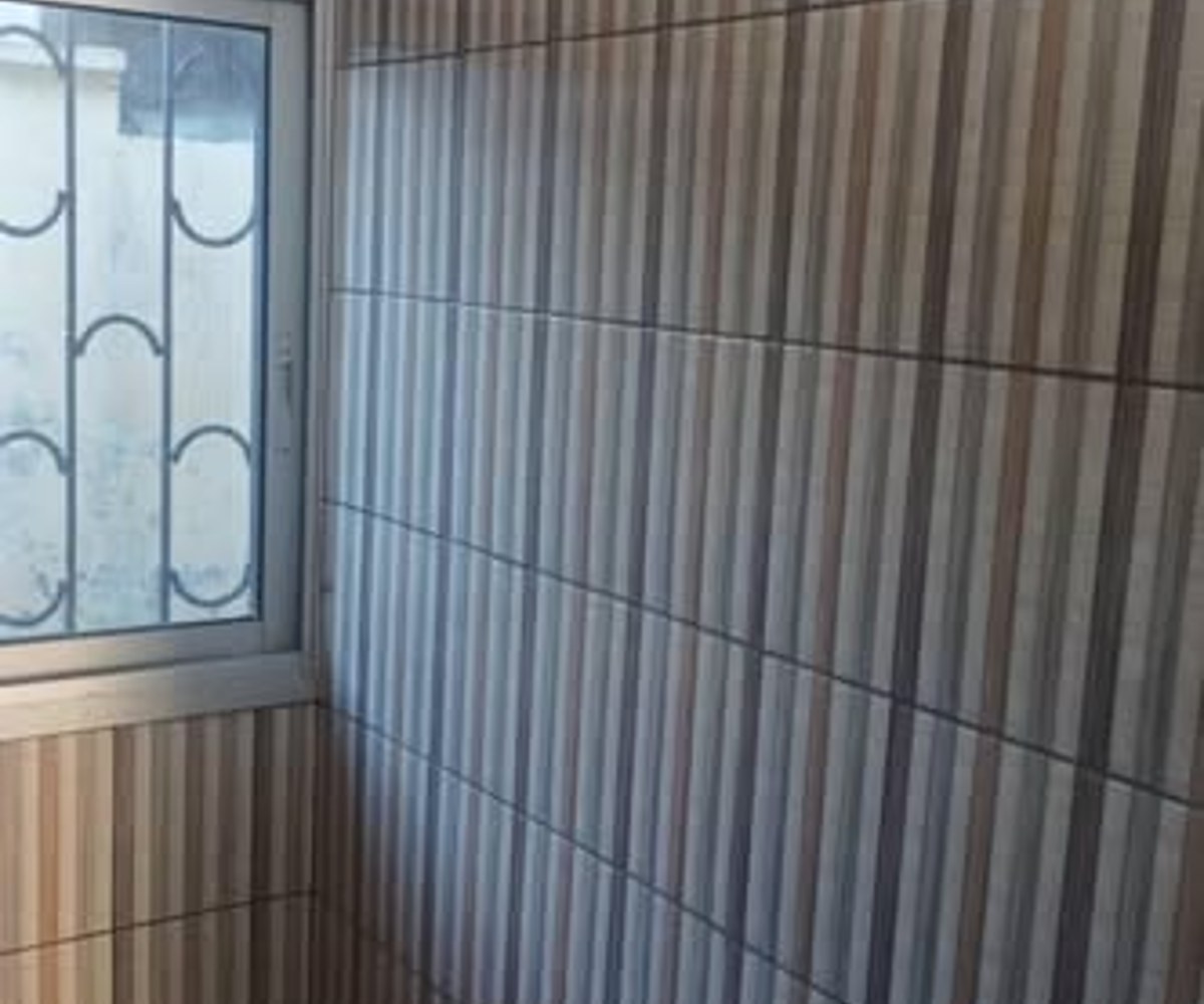 Studio moderne moyen standing à louer - Bonangang