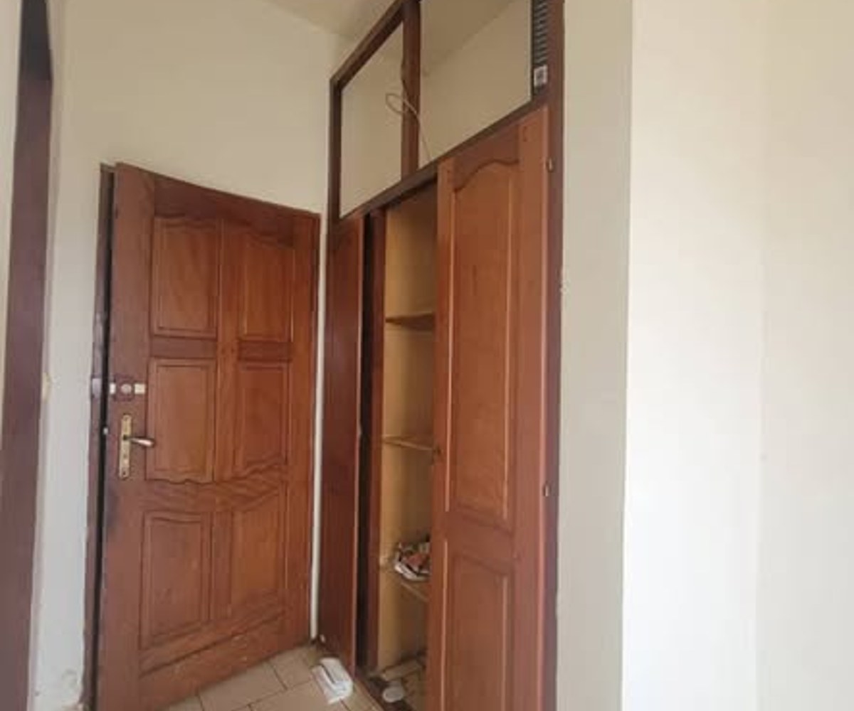 Chambre à louer à Ngousso