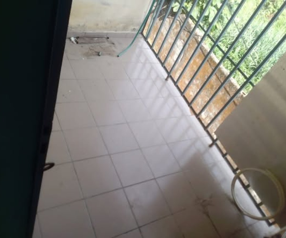 Appartement à louer à Kotto - 2 chambres