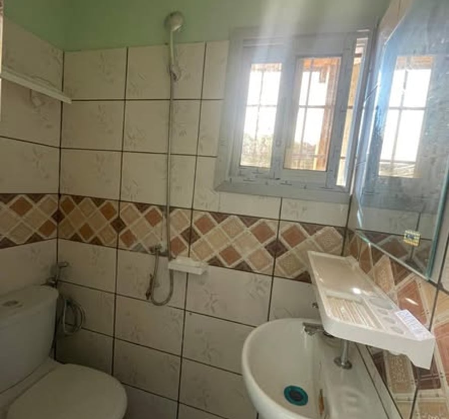 Chambre moderne staffé à louer - PK14, Douala