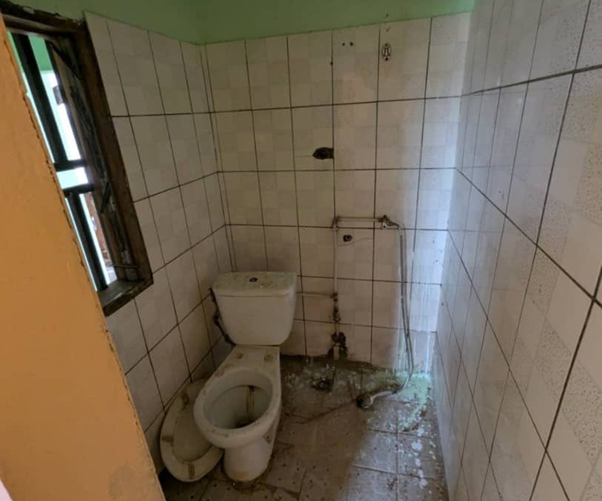 Chambre moderne à louer - Nsam