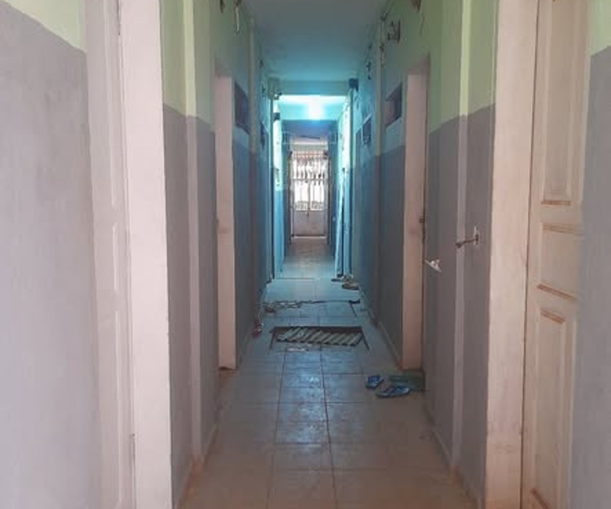 Chambre moderne à louer à Soa