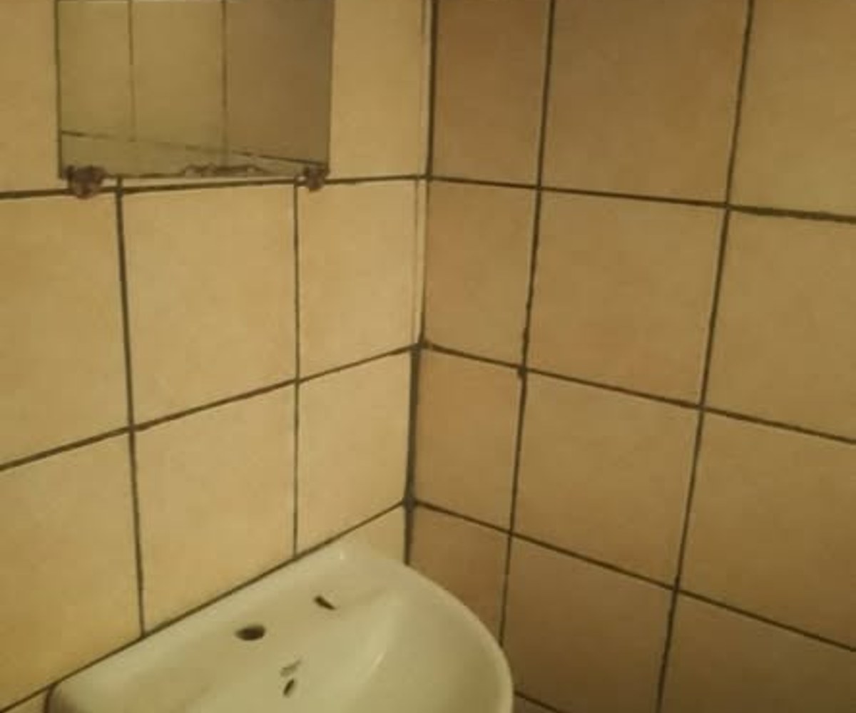 Chambre moderne à Essomba, Yaoundé