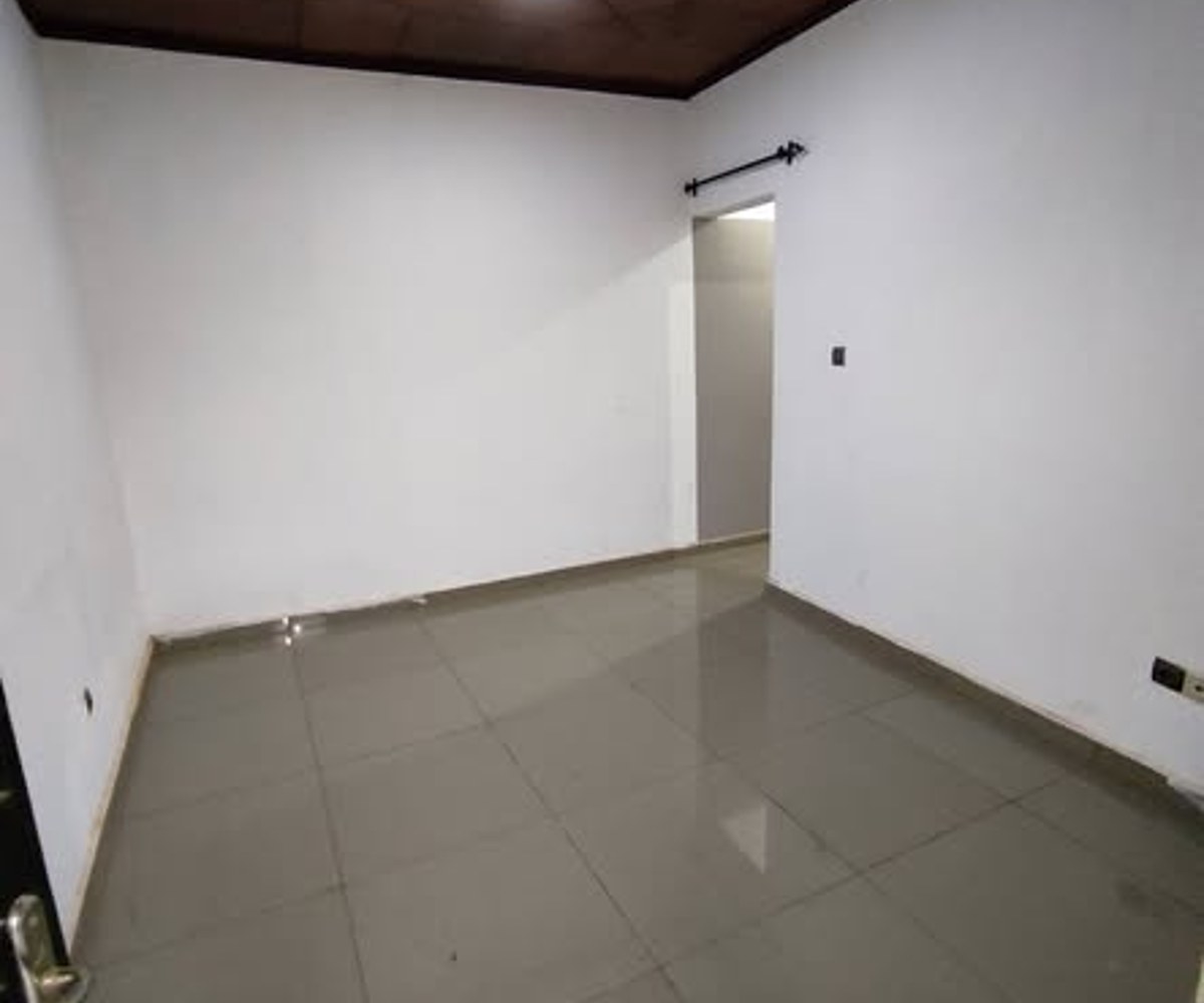 Studio moderne à Biyem-Assi (Jouvence)