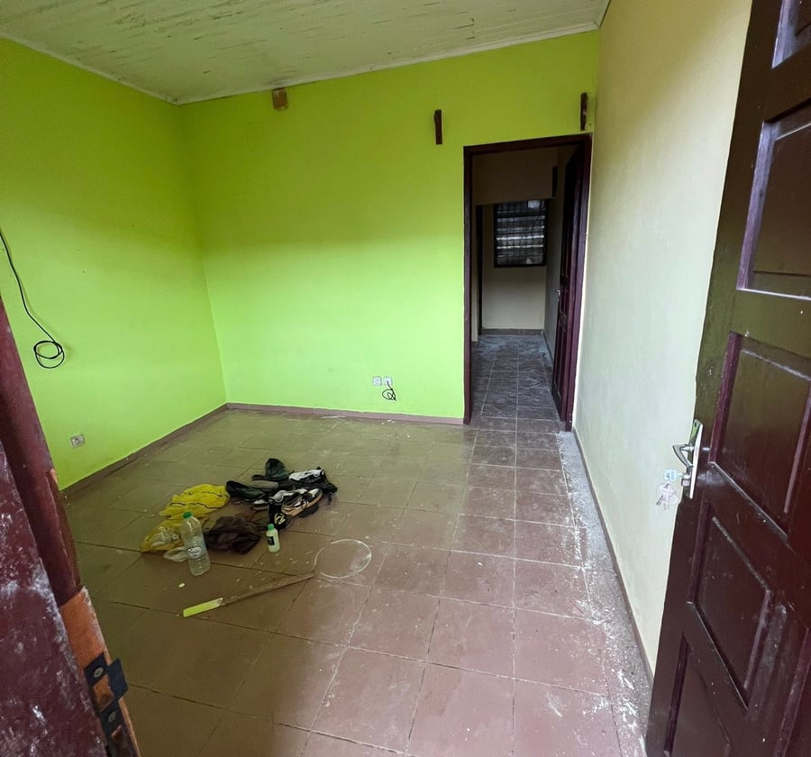 Studio moderne à louer à TKC