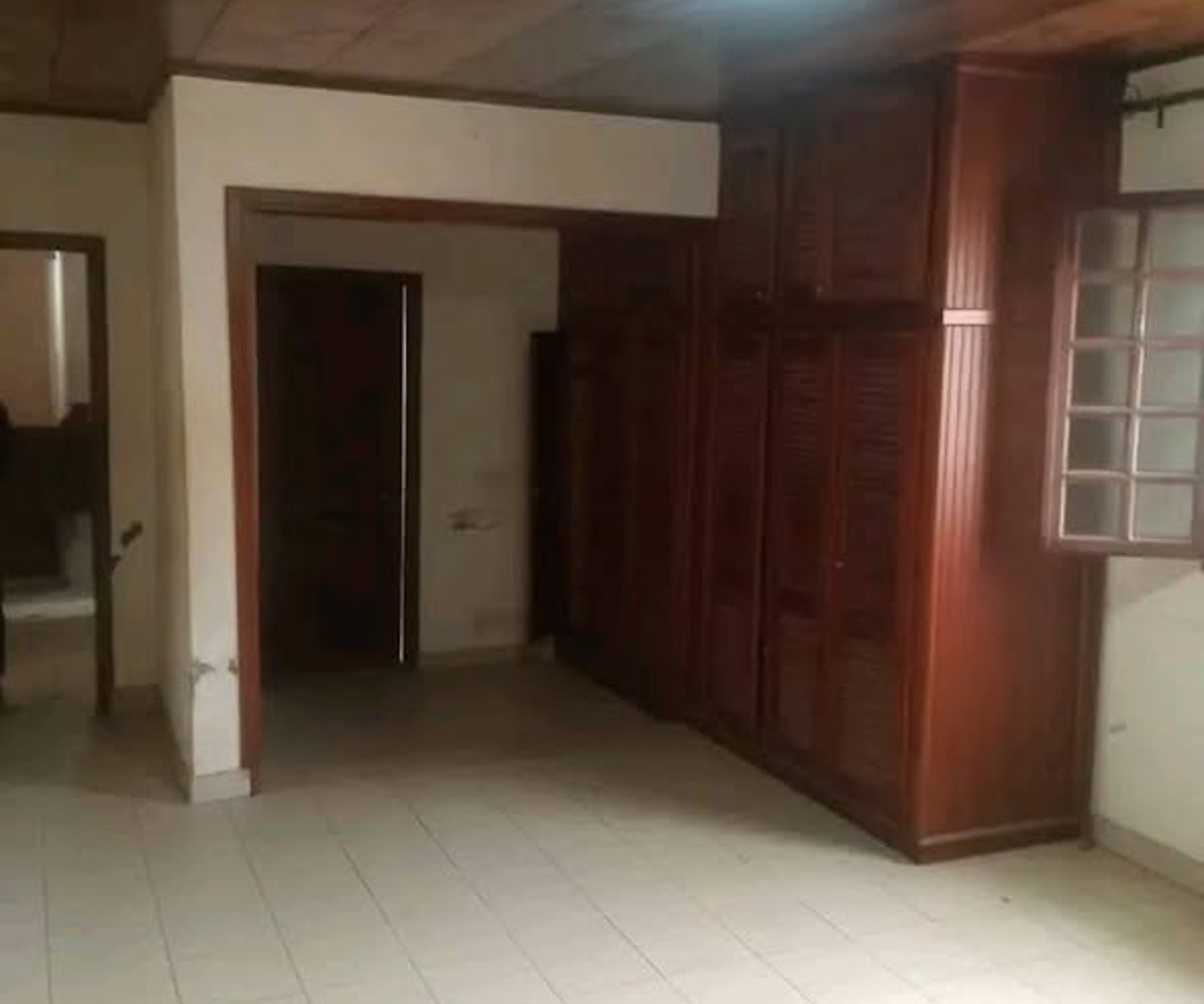 Villa à louer à Yaoundé Mimboman