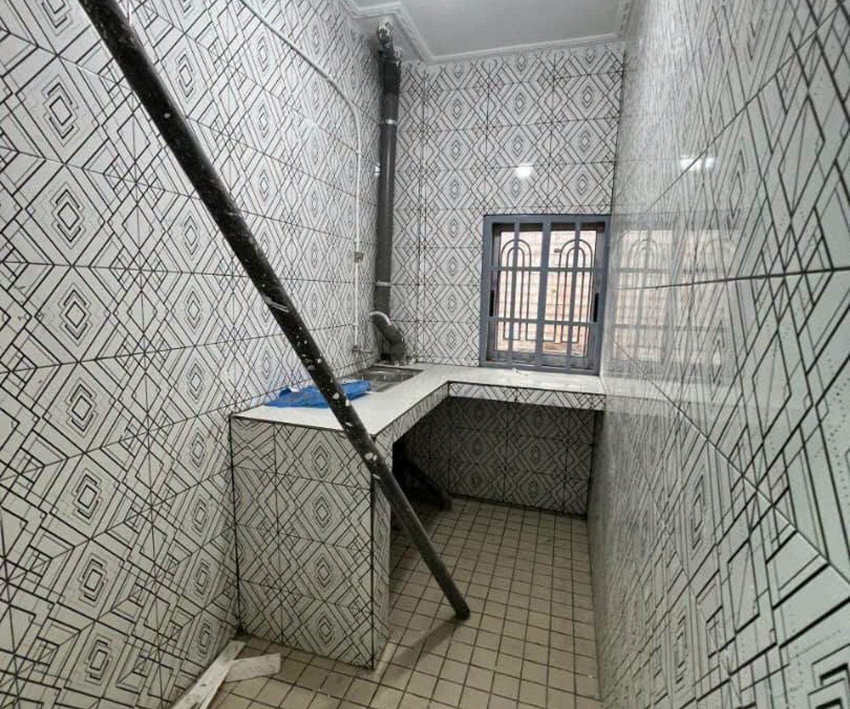Studio moderne à louer à Tsinga Village