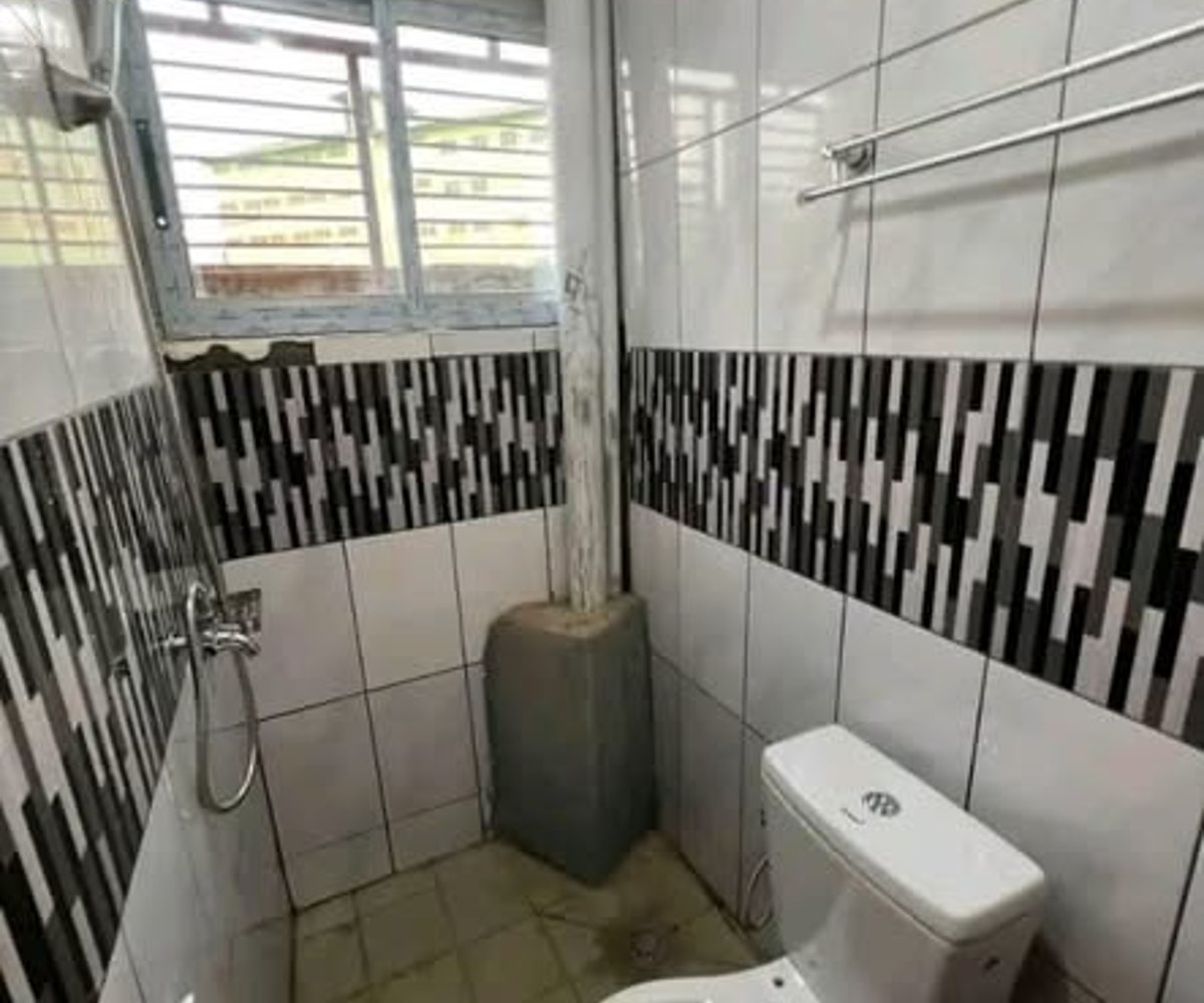 Chambre VIP à Tsinga Village