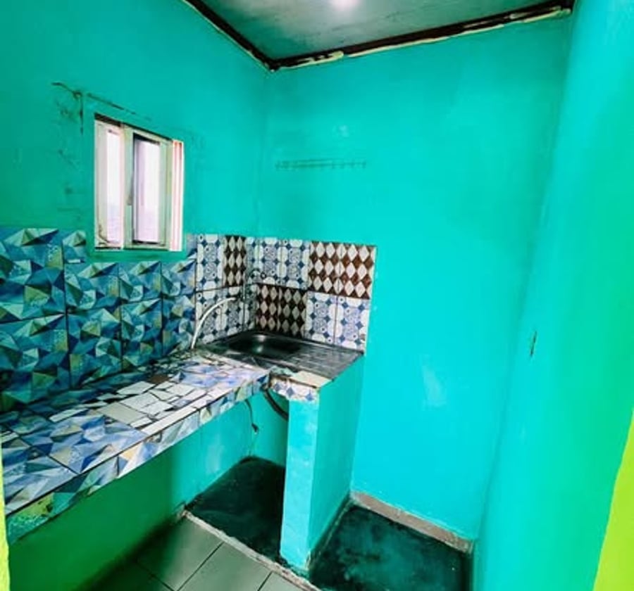Chambre moderne à louer près de la Chapelle TKC - Yaoundé