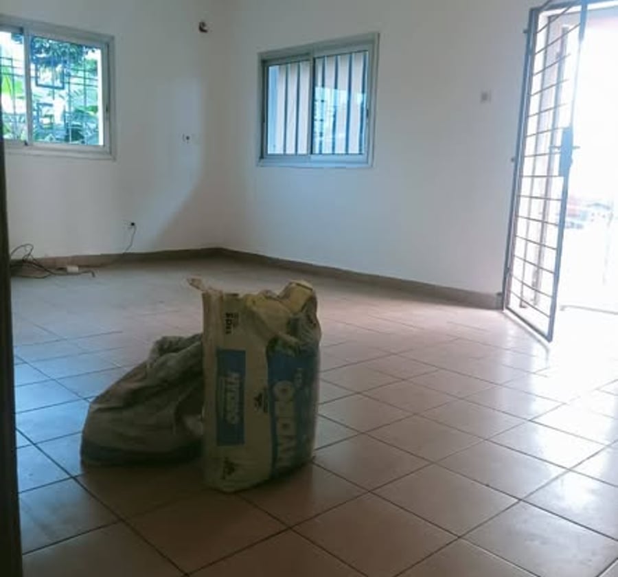 Appartement moderne à louer à Deido
