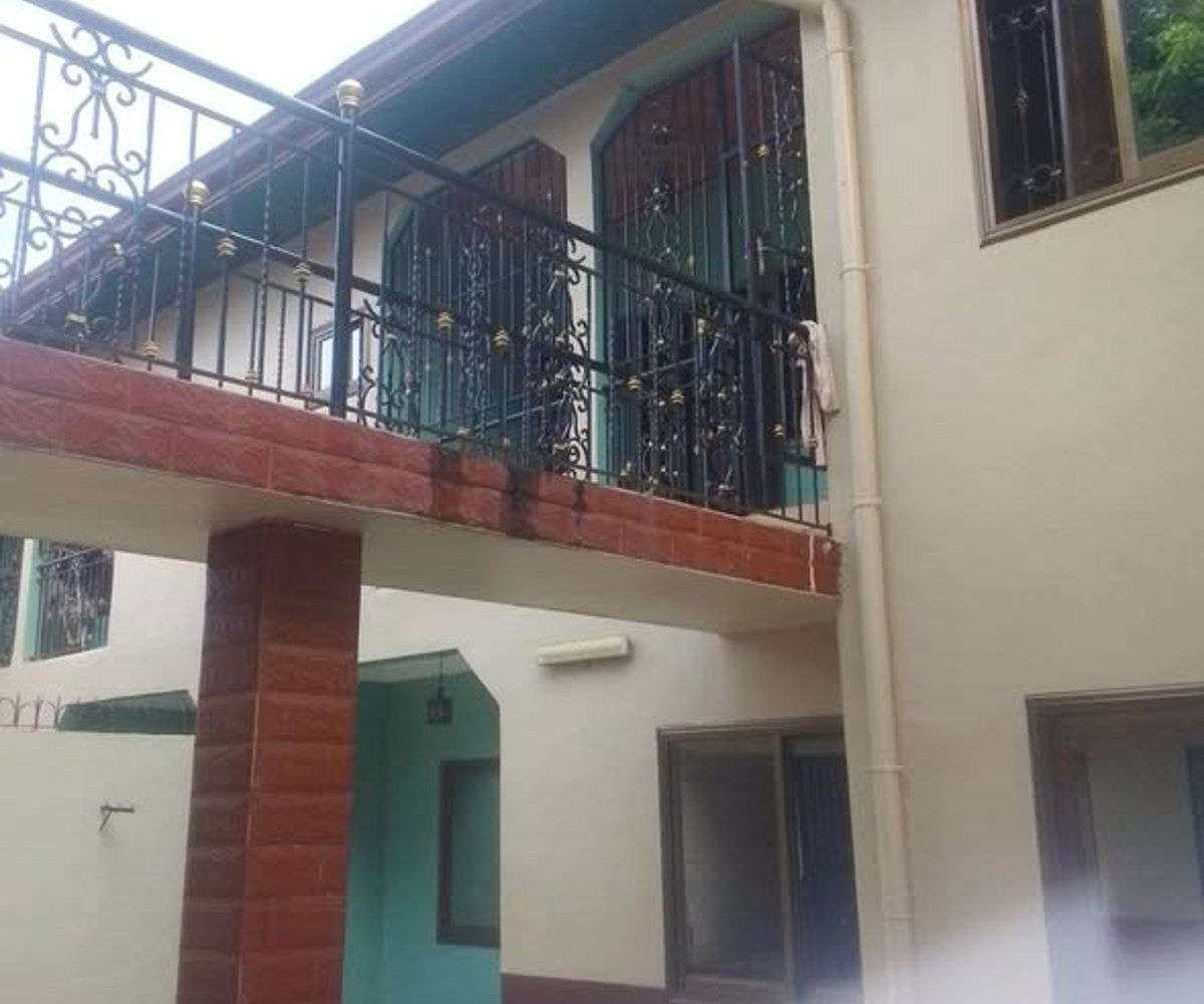 Maison de 6 chambres à louer - Simbock, Yaoundé