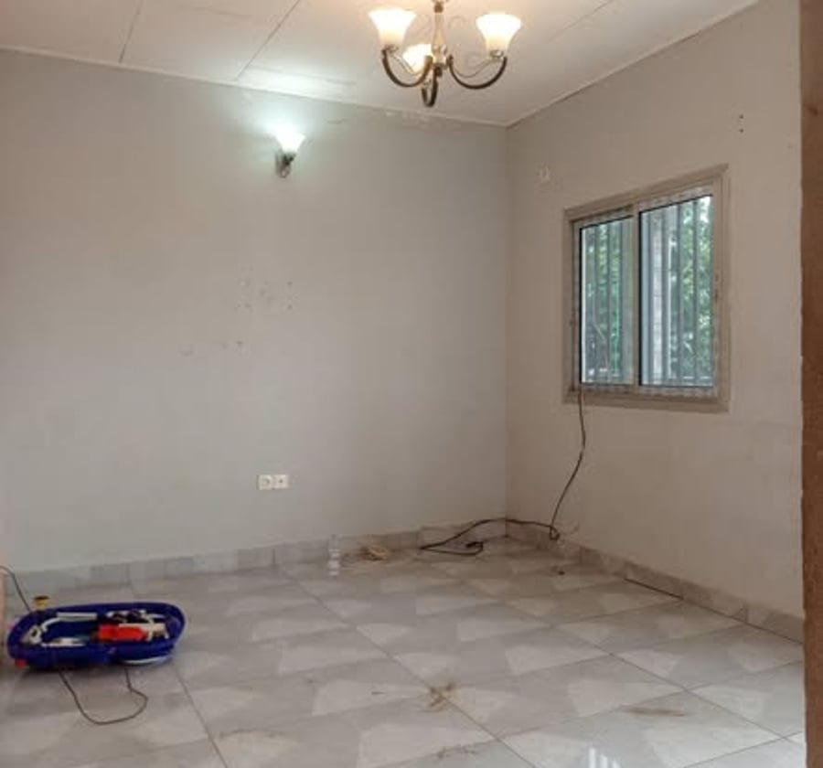 Studio moderne à louer - Ndogpassi II