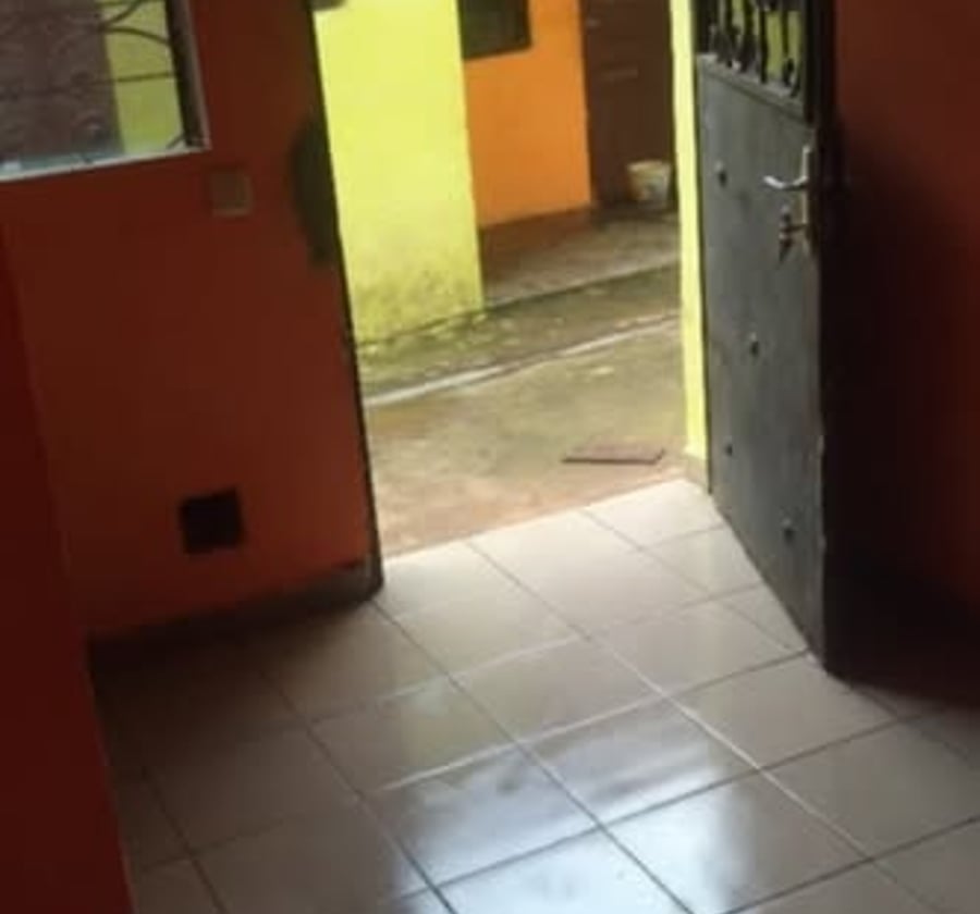 Vaste chambre à louer à Simbock