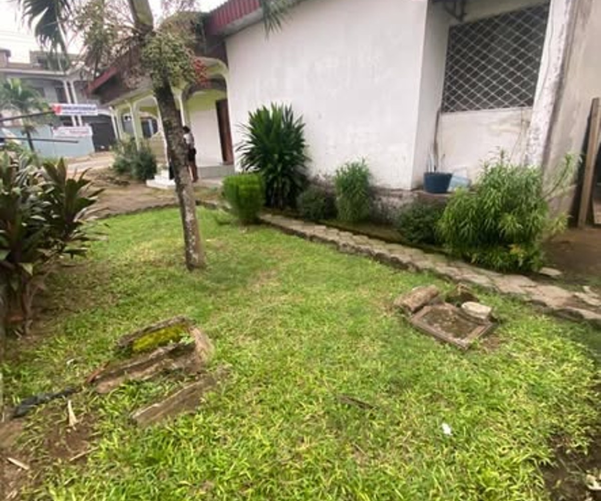 Villa à vendre - Makepe, Douala - 4 chambres - 500 m²