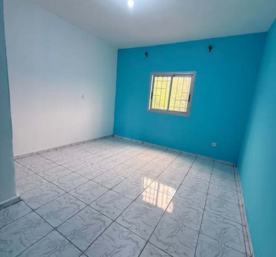 Studio moderne 4 pièces - Tsinga Village - Yaoundé