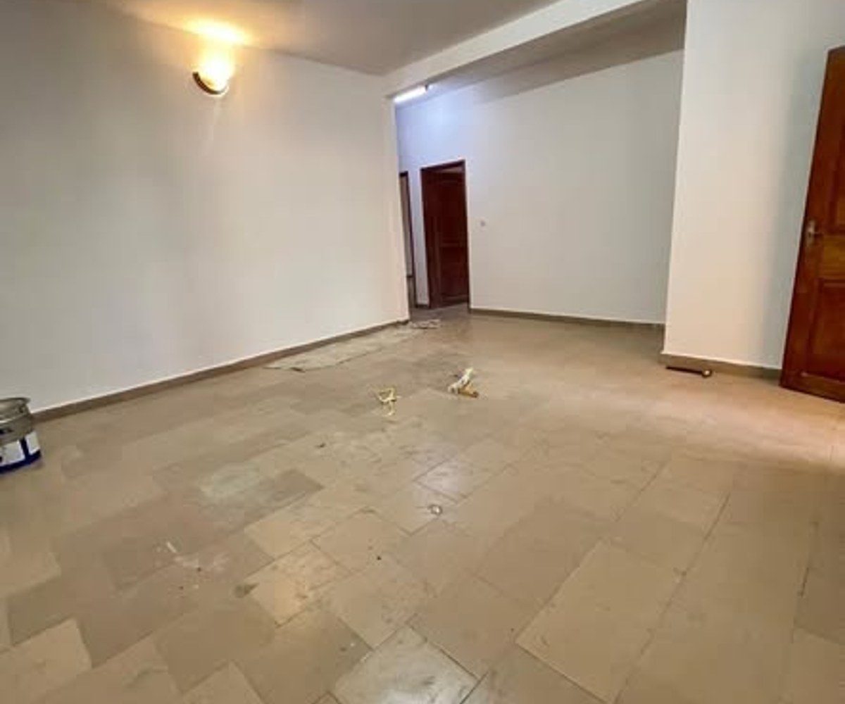 Appartement moderne à louer – Logpom, Douala