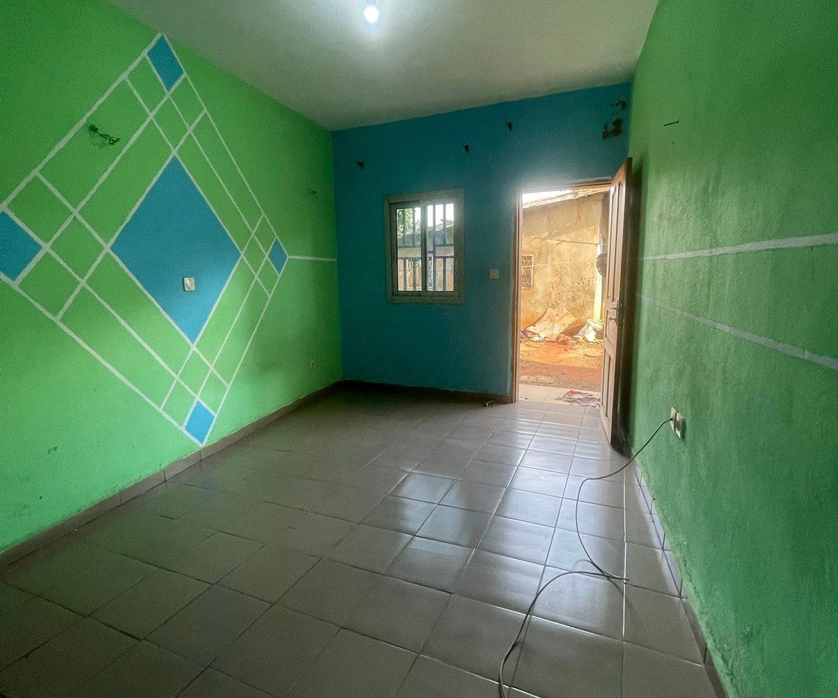 Chambre moderne à TKC