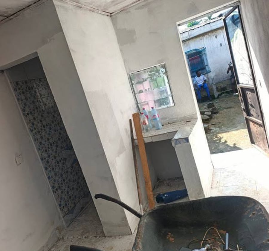 Chambre moderne à PK 10