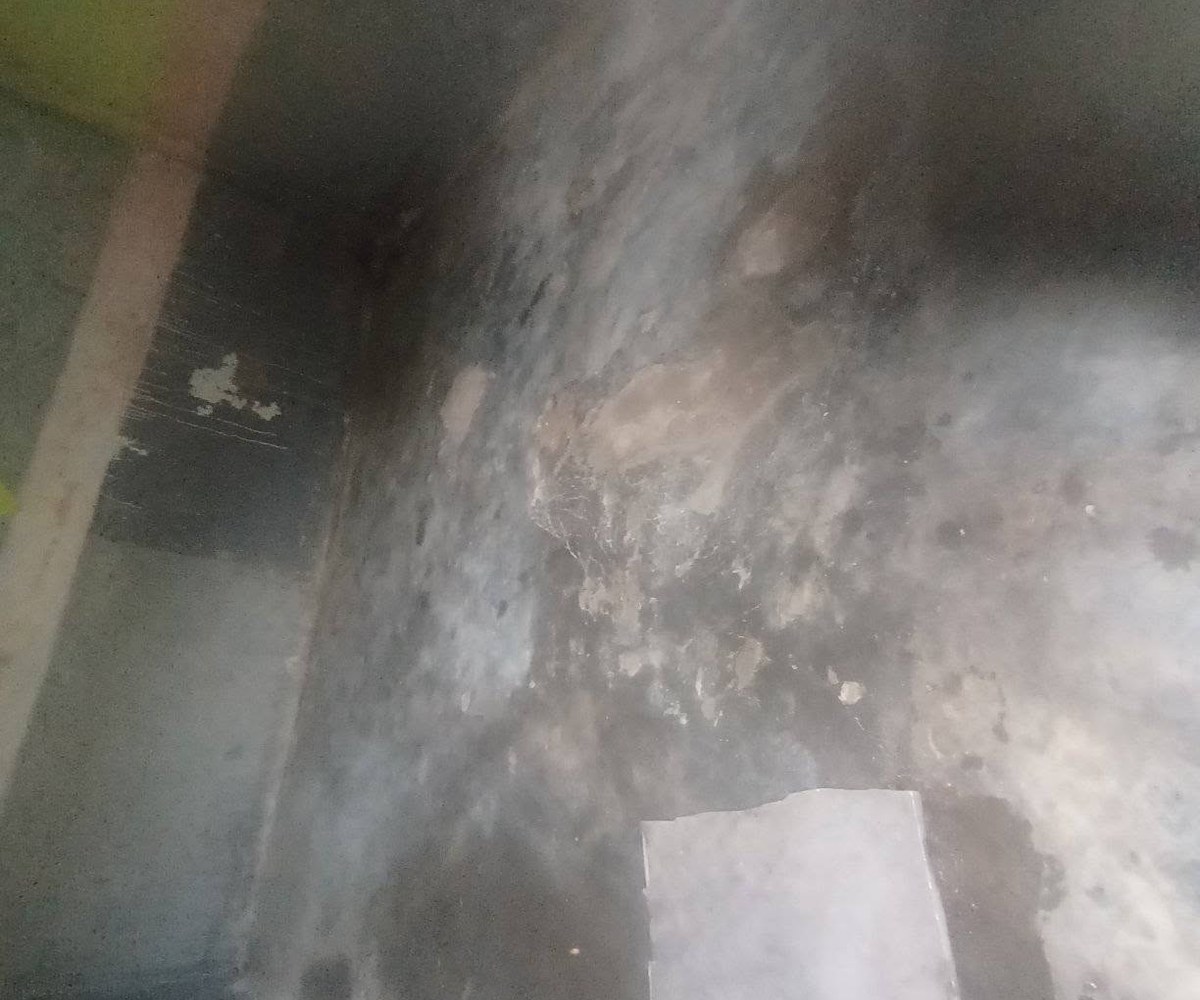 Chambre simple à louer – Beedi, Douala