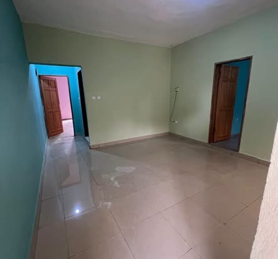Studio à louer - Biyem-Assi TKC - 60 000 FCFA