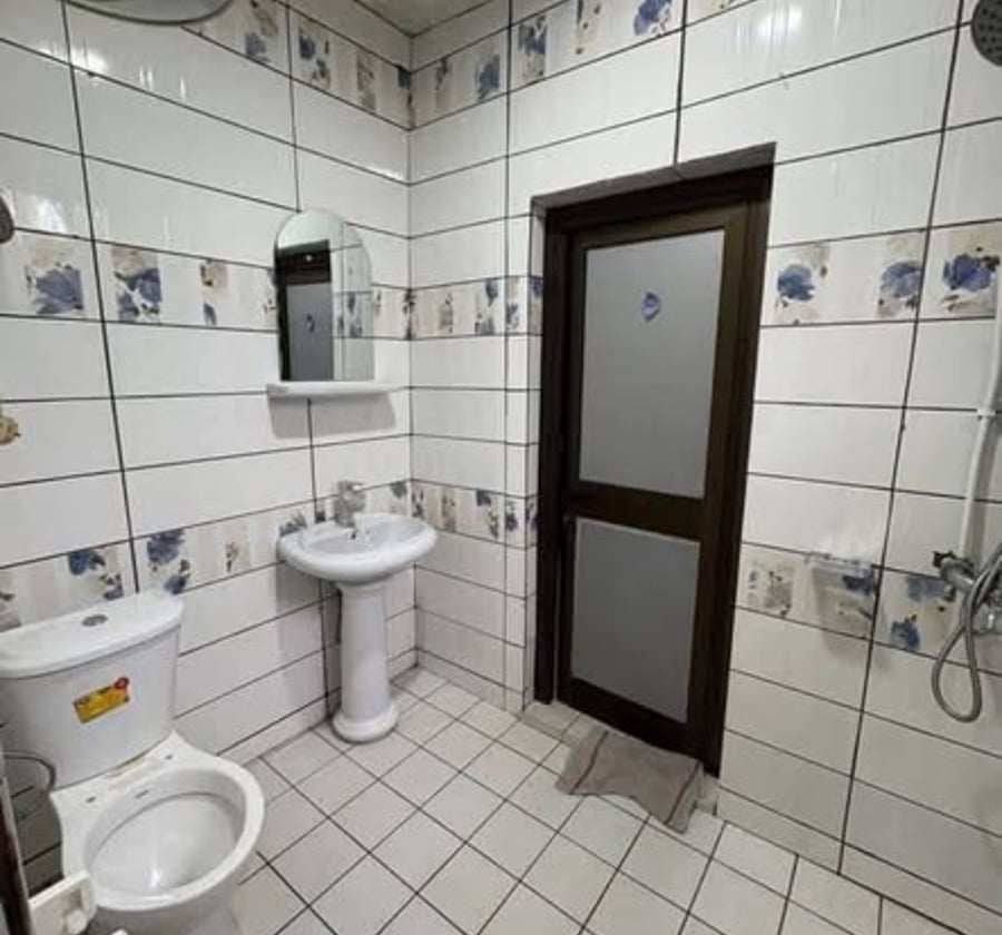 Villa 4 chambres à louer - Bonapriso, Douala