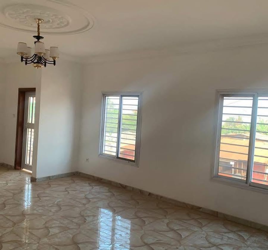 Appartement 2 chambres à Nkoabang
