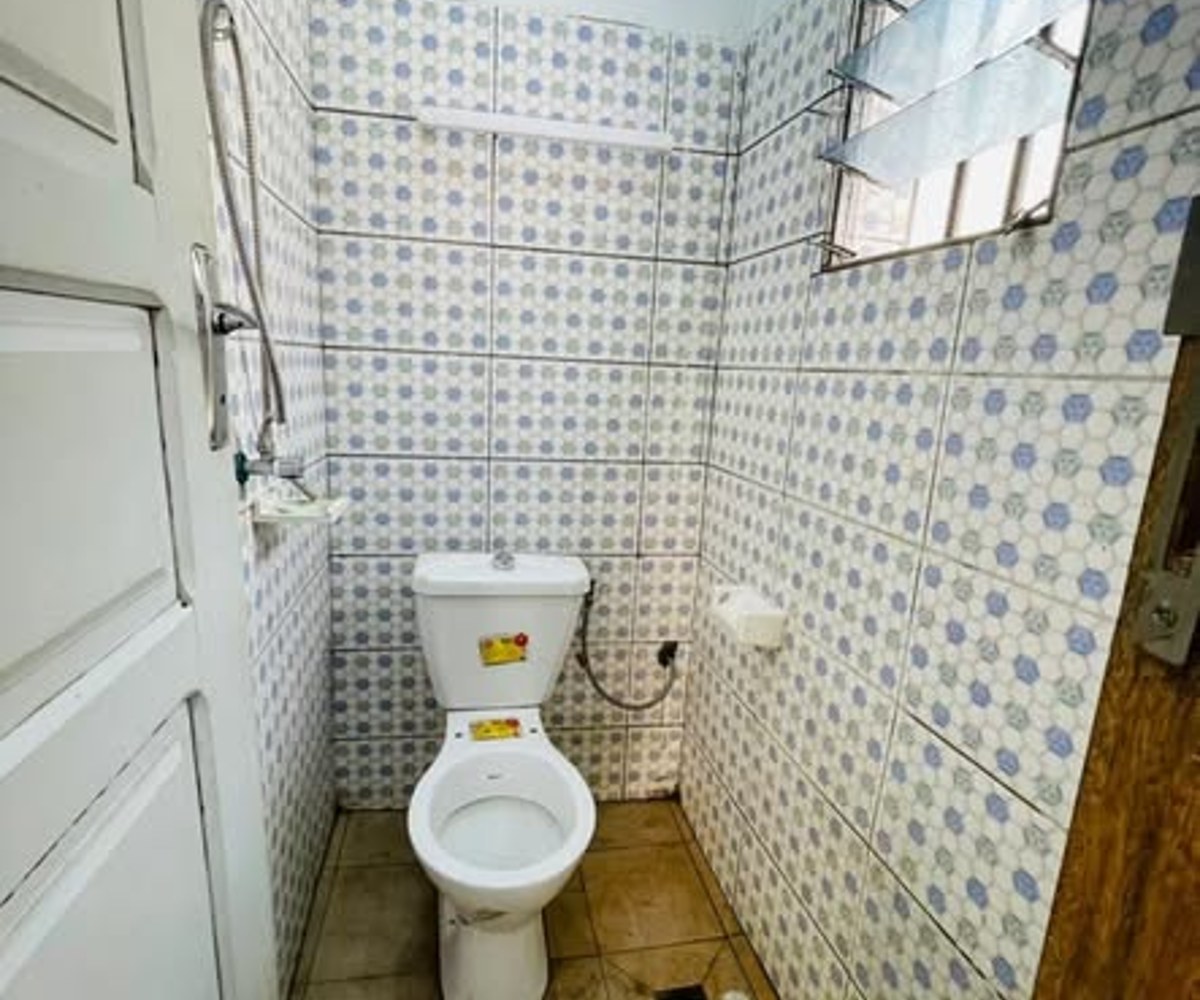 Chambre moderne à Biyem-Assi
