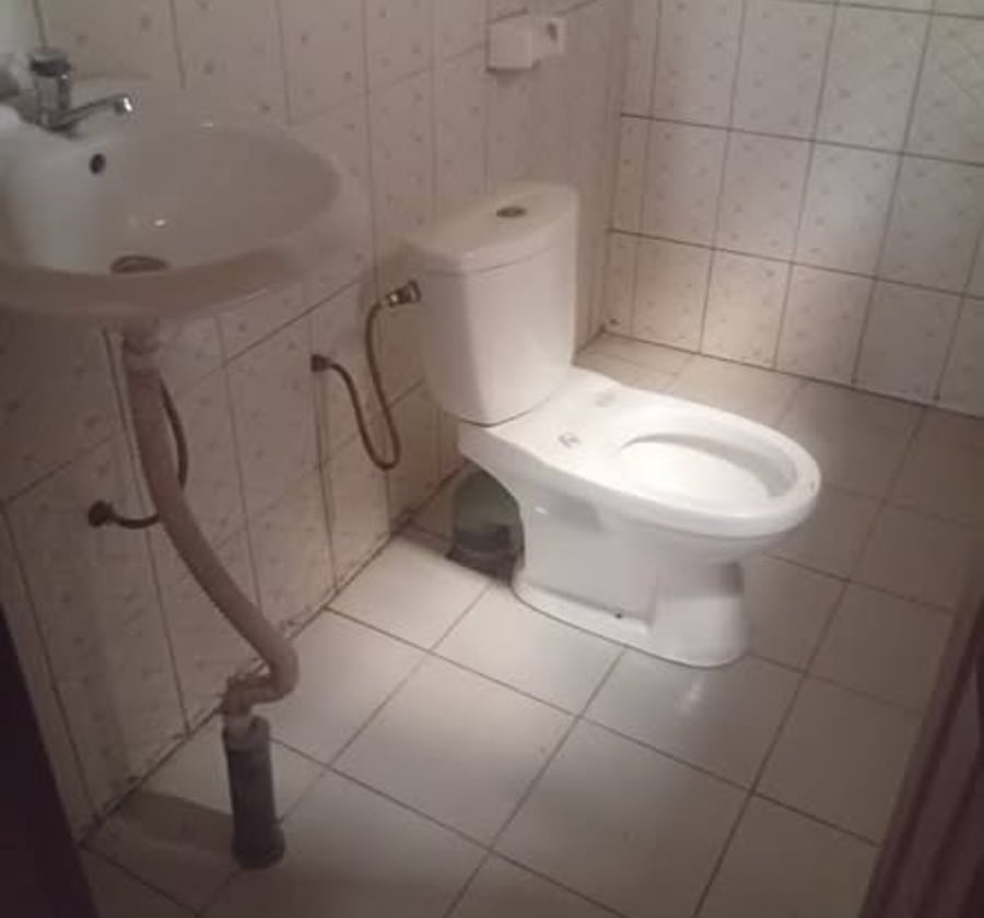 Studio moderne à louer à Nkoabang - Cho Cho
