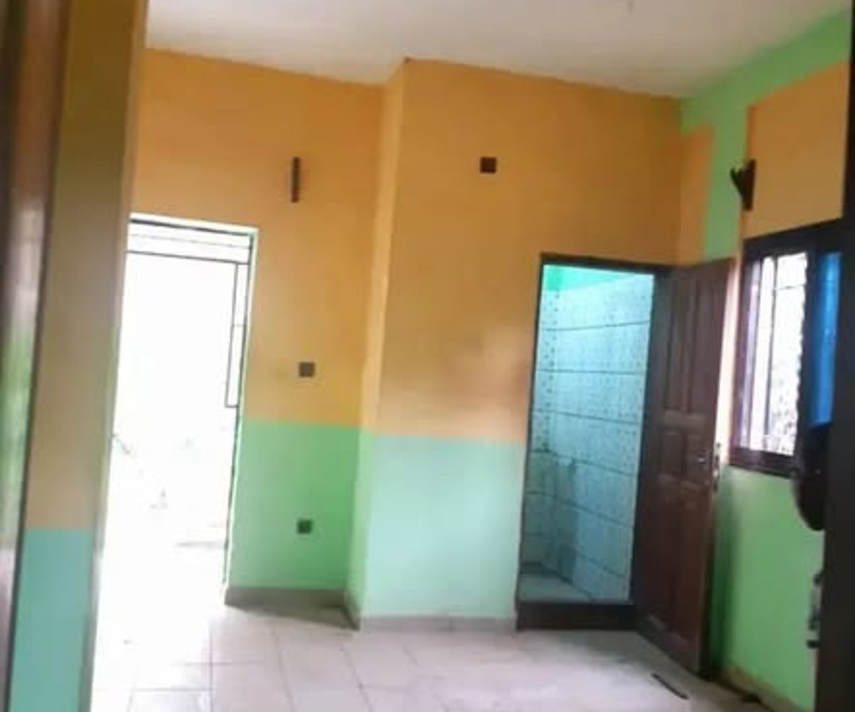 Studio moderne à Village, Douala