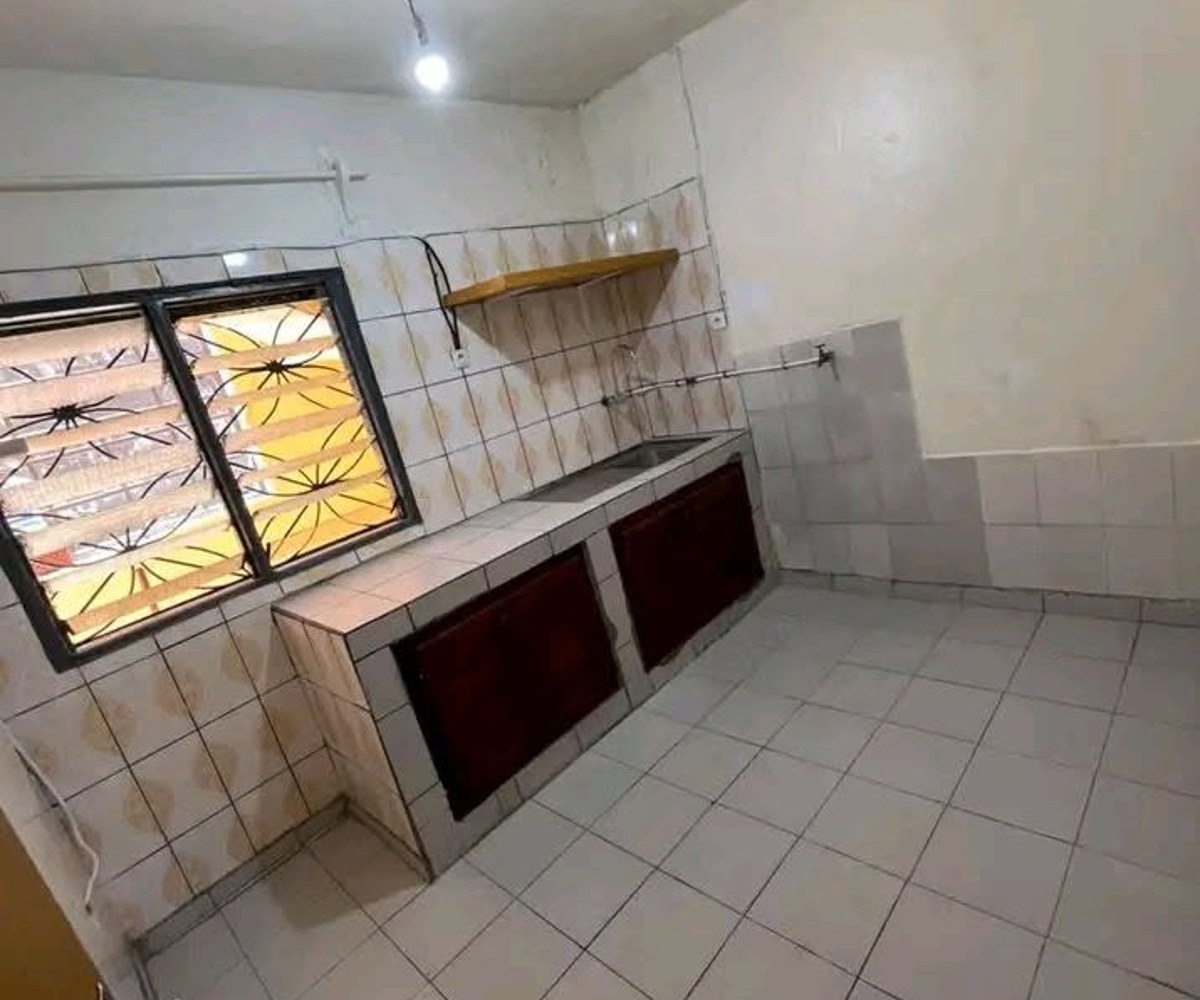 Appartement moderne à Cité des Palmiers, Douala