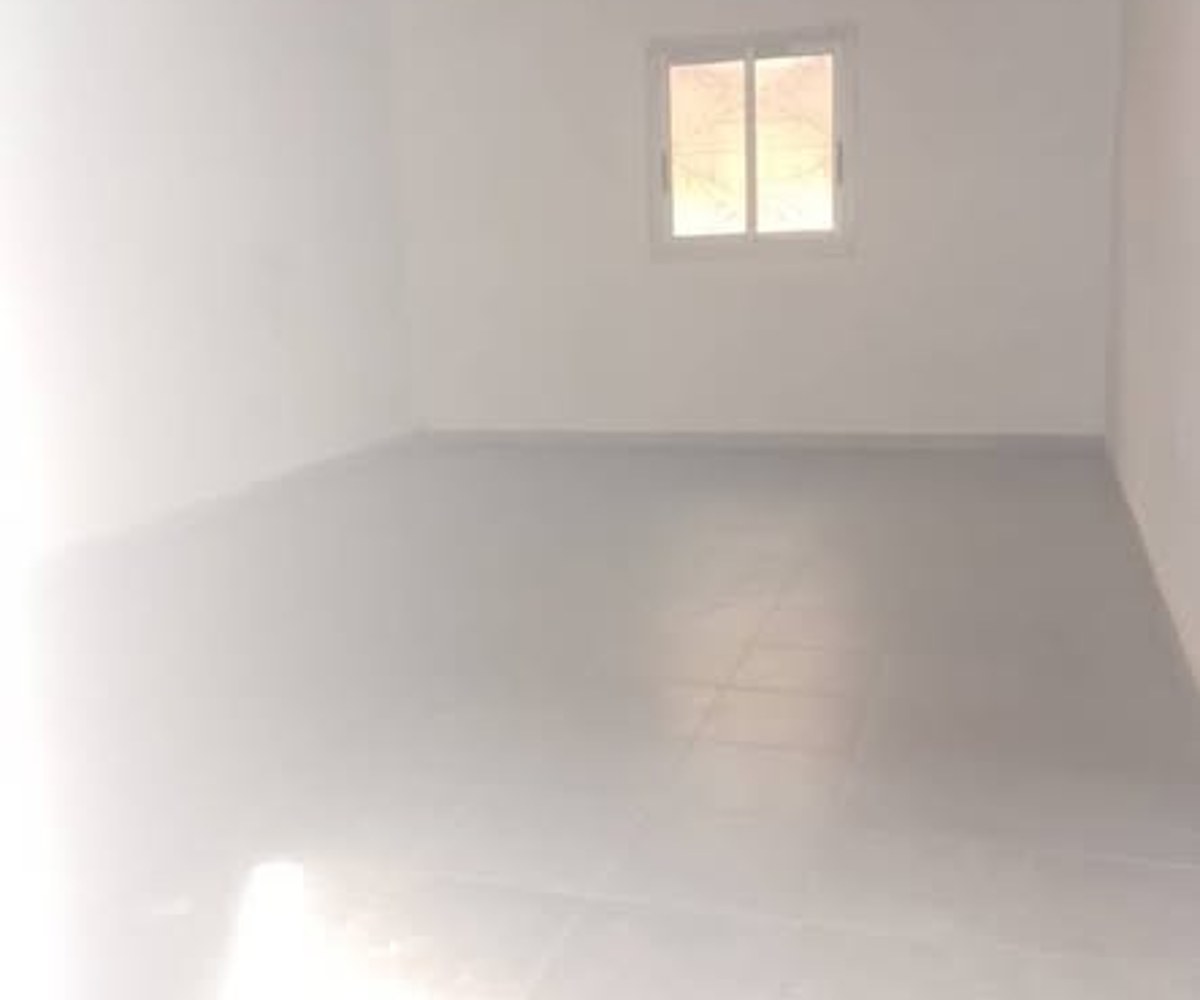Maison 2 chambres à louer - Nkoabang