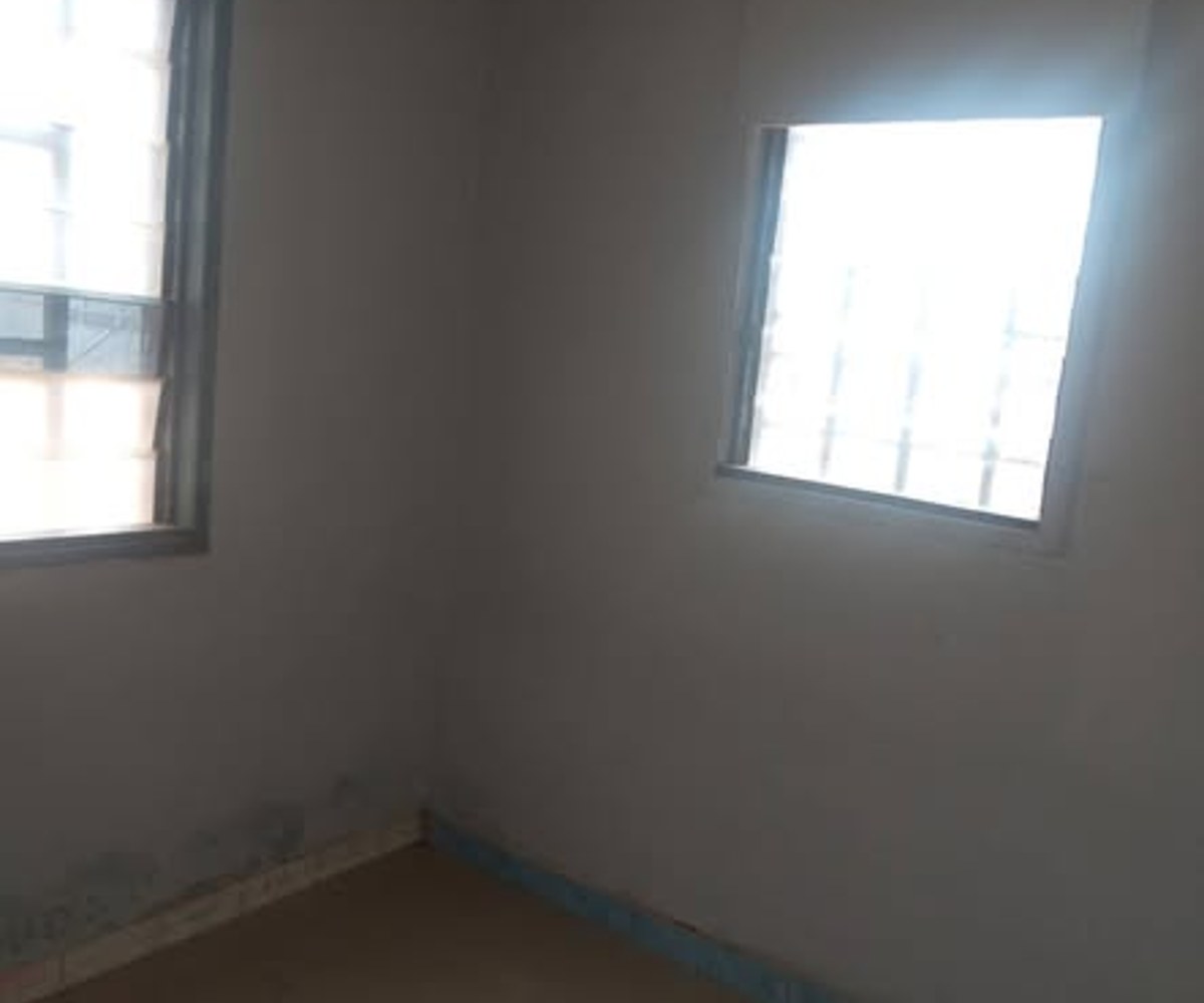 Chambre simple à louer à Jouvence